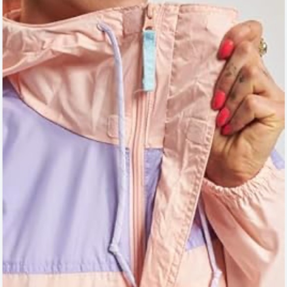 Windbreakers Size XL - Picture 13 of 16